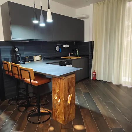 Di Michael アパート *